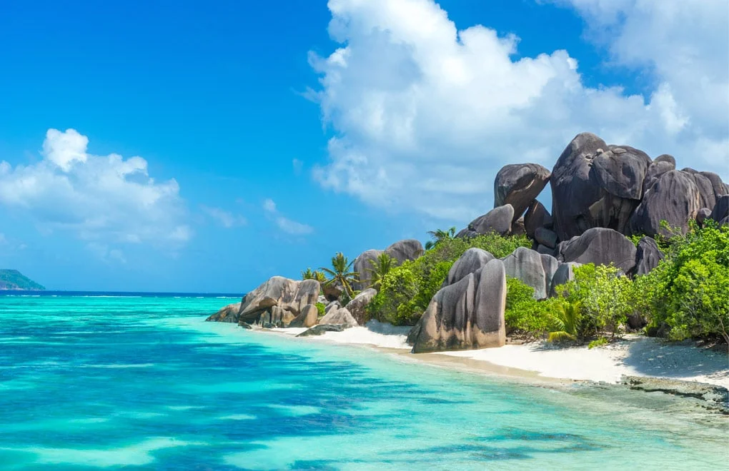 Unwind in Paradise: A Relaxation Retreat from Dubai to Seychelles